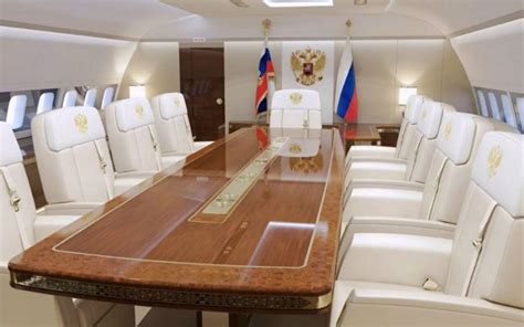 Vladimir Putins Presidential Airplane Mirror Online