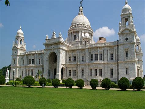 Know About Victoria Memorial Kolkatta A Historical Monuments Of India