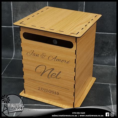 Social media and digital content manager. Wedding Mail Boxes - Wood - Rustic Worx