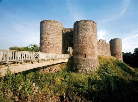 Welsh Castles Visit Unusual Castles In Wales Visit Wales