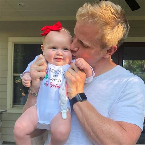 Sean Lowe Doesnt Want Kids To Find Out ‘how Mommy And Daddy Met