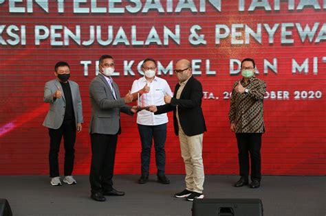 Maybe you would like to learn more about one of these? Fokus Percepatan Transformasi Perusahaan di Portofolio ...