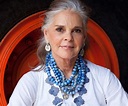 Ali MacGraw Biography - Facts, Childhood, Family Life & Achievements