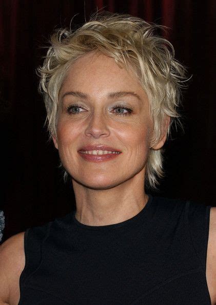 Sharon stone 10 maart 1958. Pin by Claudia on Short grey hair in 2020 | Sharon stone ...