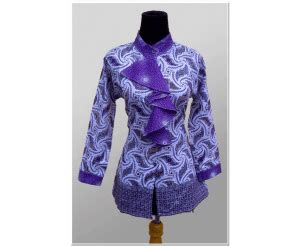 Beragam model baju batik wanita terbaru bisa dengan mudah anda temui di perbelanjaan online maupun. 11+ Model Baju Batik Wanita Untuk Kerja Kantoran Terbaik