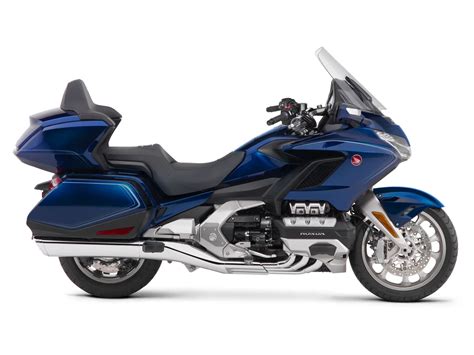 2019 Honda Gold Wing Tour Automatic Dct Guide Total Motorcycle