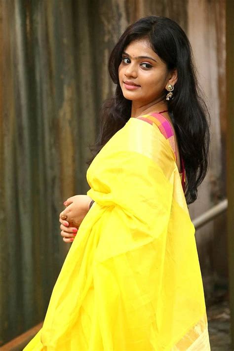 720p Free Download Beautiful Tamil Girl Megana In Traditional Indian Yellow Saree Tamil Girls