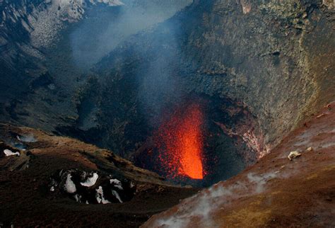 The 12 Best Places To See Lava With Helpful Tips Rockhound Resource