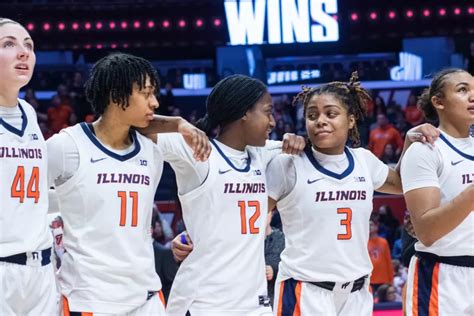 Illinois Womens Basketball Gets Back On Track With 10 Point Win Over