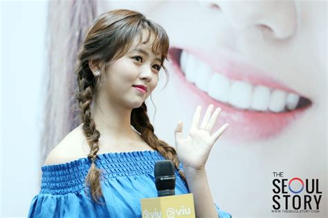 [singapore] Kim So Hyun Mesmerises During Her First Ever Meet And Greet Session With Singaporean