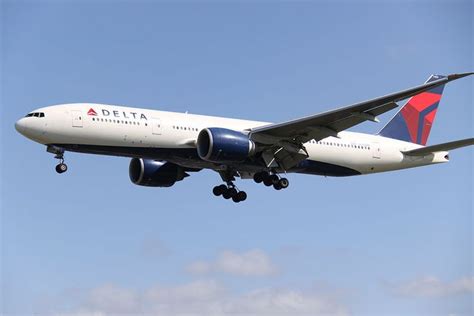 Delta Air Lines Fleet Boeing 777 200lr Details And Pictures