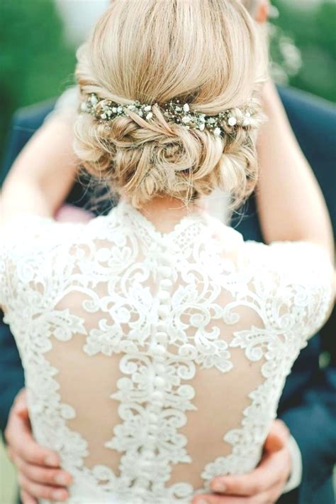 Here is an overview of some catchy hairstyles that is going to amaze your bridesmaids in the wedding. Amazing Wedding Hairstyles For Children Gallery - Hair ...