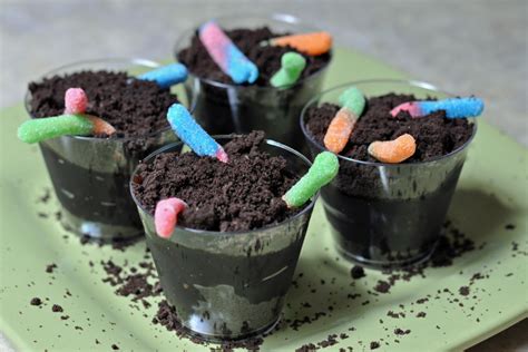 Dirt Cups With Gummy Worms Mommys Fabulous Finds