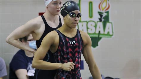 Mariel Mencia Martinez Swimming Uncp Athletics