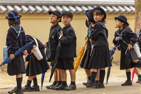 Japanese School Uniforms The Start Of Unity And Conformity In Japanese