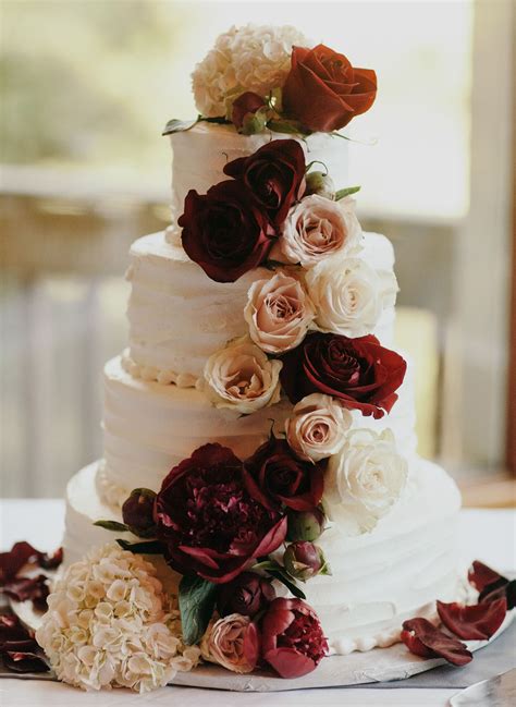 Leading manufacturer of 3 tier wedding cake, elegant wedding cake and wedding cream cake from gurgaon. Burgundy + Cream Rustic Chic Texas Wedding | Green Wedding ...