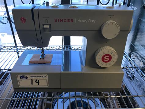 Singer Heavy Duty Sewing Machine 4423