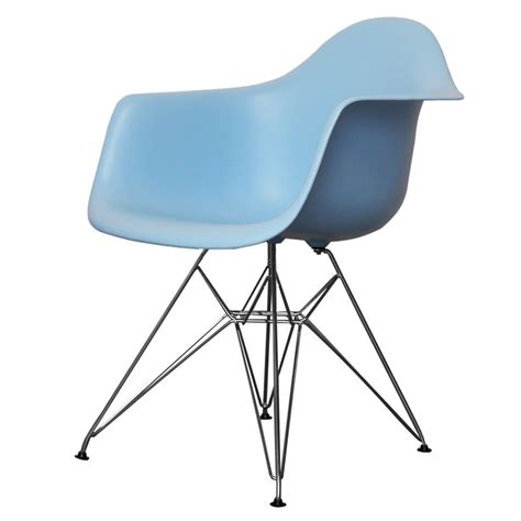 These replica charles eames chairs are the perfect addition to any space where you'd like to improve the aesthetics by incorporating the sleek, smooth lines of this retro yet timeless design style with our collection of lookalike eames office chairs. Buy Eames Eiffel Style Light Blue Chair | Eames Eiffel ...