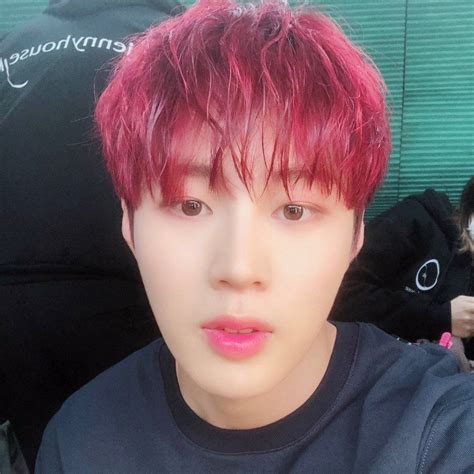 Ha Sungwoon My On Twitter Jinyoung Handsome Singer