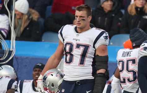 Rob Gronkowski: Amherst native, Patriots TE and … movie star? - The 