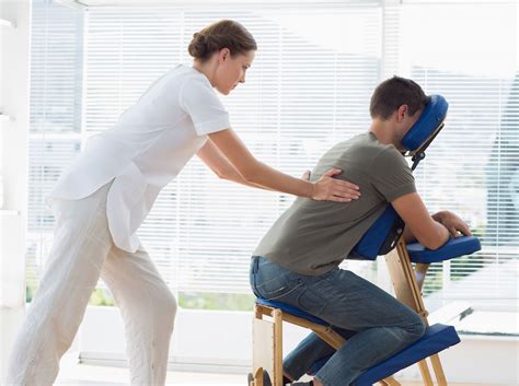 what s the different between manual therapy and massage therapy practice perfect