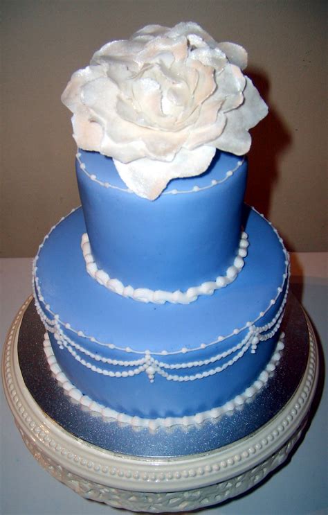 You will find cakes for women and men with pictures. Caketopia: 60th Birthday Cake for Di