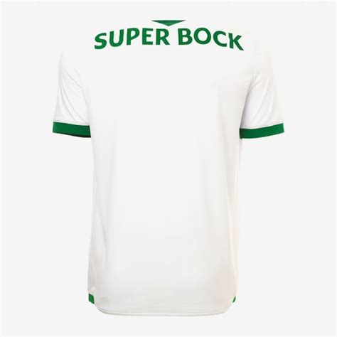 A nova «pele» dos leões será, como sempre, pintada de verde e branca, com as riscas horizontais. MONTEBRANCO desporto - Equipamentos do Sporting 2020-2021