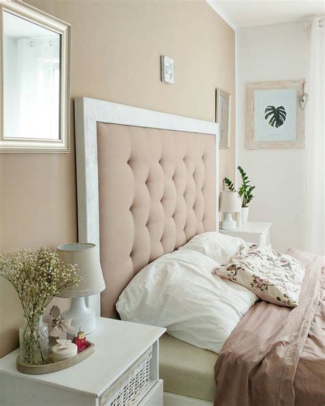 Looking for diy bedroom projects for women? Bedroom. Shabby chic. Tufted headboard DIY. Bedroom decor | Home decor, Diy tufted headboard ...