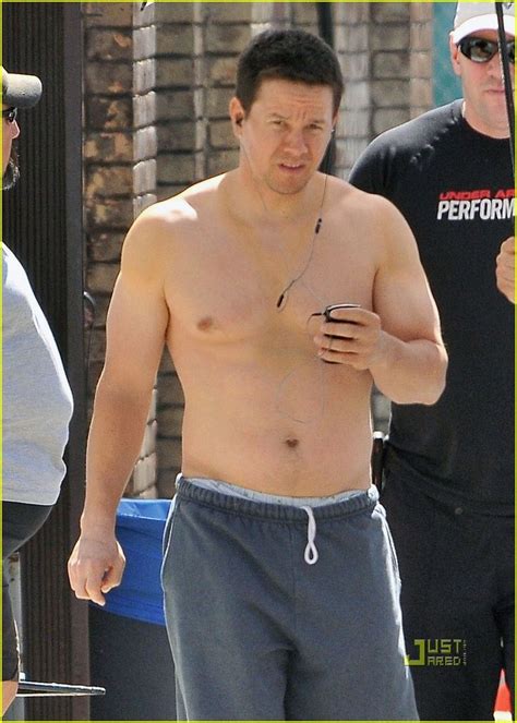 Photos Of Shirtless Mark Wahlberg On The Set Of The Fighter In La My