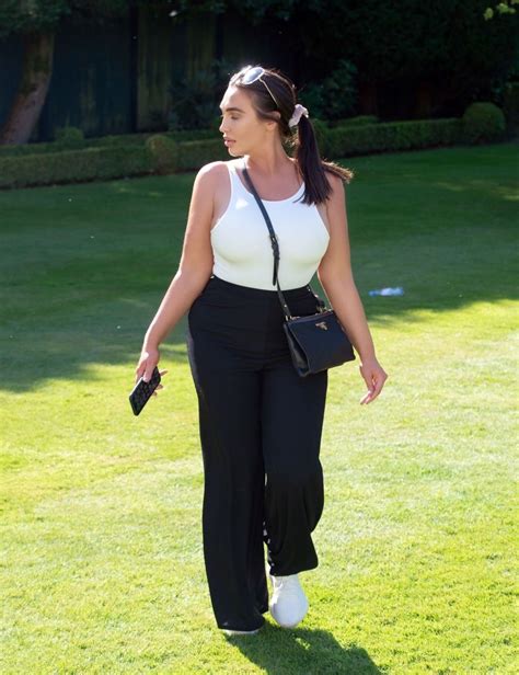 Lauren Goodger Shows Off Her Curves In A Park In Essex 8 Photos Pinayflixx Mega Leaks
