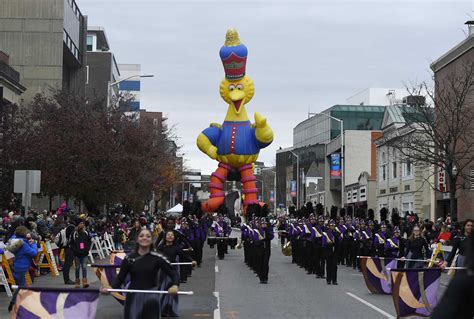 Annual Thanksgiving balloon parade marches in Stamford