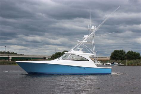 New Viking Yachts 48 Sport Tower 48st Si Yachts