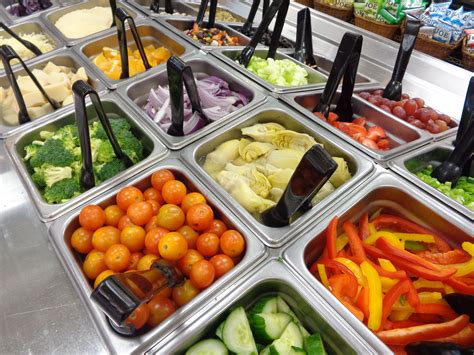 All Organic Salad Bar Organic Salads Deli Food Salad Bar Tomato