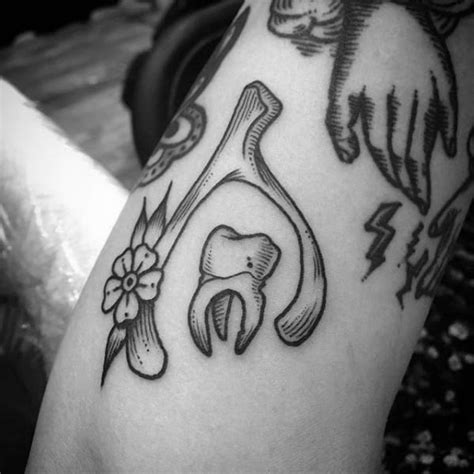 Getting a wishbone tattoo means you hold both pieces, so the wish becoming true is guaranteed! 40 Wishbone Tattoo Designs For Men - Forked Bird Bone Ideas