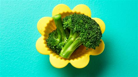 How to cook broccoli for baby food. 20 easy finger foods for baby - Today's Parent