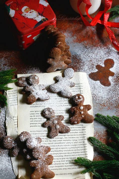 The combination of the chocolate, coconut, and oats is wonderful. Christmas Cookies Without Nuts Or Coconut / Eggless ...