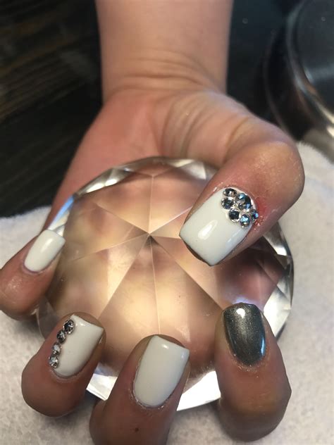 White And Chrome Acrylic Nails With Gel Overlay Gel Overlay Nails Acrylic Nails