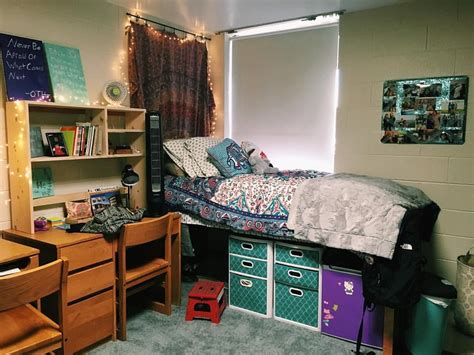 I Like What She Did To Cover Up The Windows College Dorm Rooms