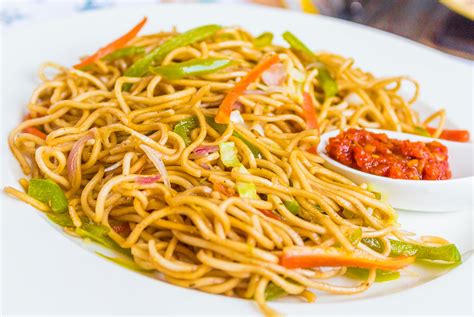 Vegetable Hakka Noodles