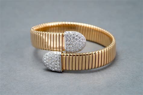 14k Yellow Gold Diamond Cuff Bracelet Fuenfer Jewelers