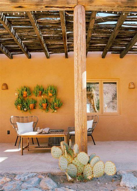 This Really Cool Desert Hacienda Will Make You Want An Outdoor Shower