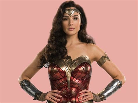 What Nationality Is The New Wonder Woman Gal Gadots Background Fan