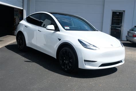 A few images from inside giga texas have leaked via a. 2020 Tesla Model Y (Multicoat White) — DETAILERSHIP™