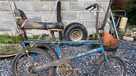 Rediscover A Classic Barn Find Mk1 Raleigh Chopper On Ebay Uk Barn Finds