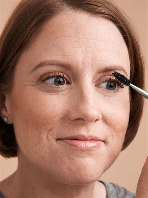 How To Apply Mascara Correctly 4 Mascara Tips For Perfect Lashes