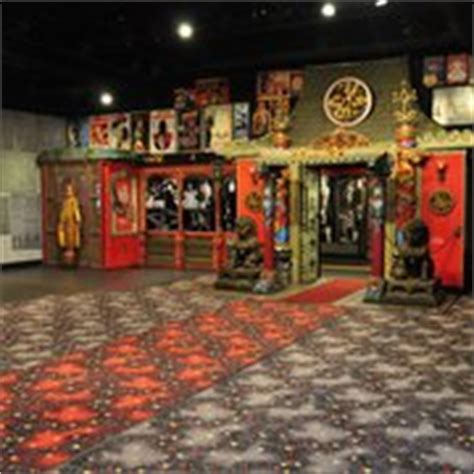 A cinema, bar, & eatery on your website.it has all the advantages mentioned above, plus users to your site can. Hollywood Boulevard Cinema - Cinema - Woodridge, IL, United States - Yelp