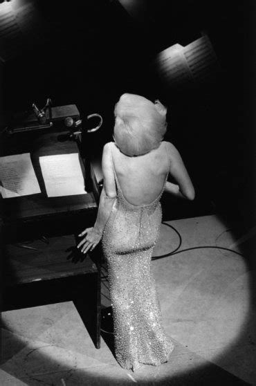 Marilyn Monroe Sings Happy Birthday To Jfk A Photographer Remembers
