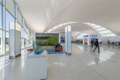Exp St Louis Lambert International Airport Terminal 1 Renovations