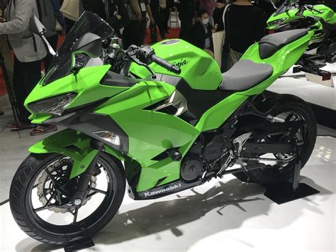 Compare models, find your local dealer & get a quote. 2018 Kawasaki Ninja 250 Revealed - Price, Engine, Specs ...