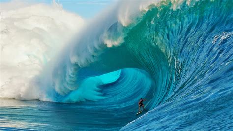 2021 Las 10 mejores playas de olas grandes para surfear en el mundo